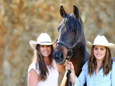 Wilson Sisters Tame Wild Horses